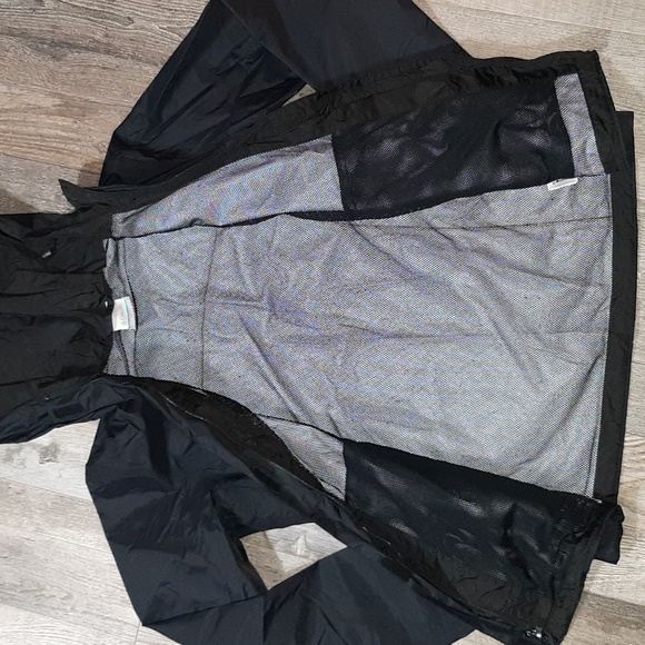 Columbia Omni tech Jacket - Picture 4 of 7